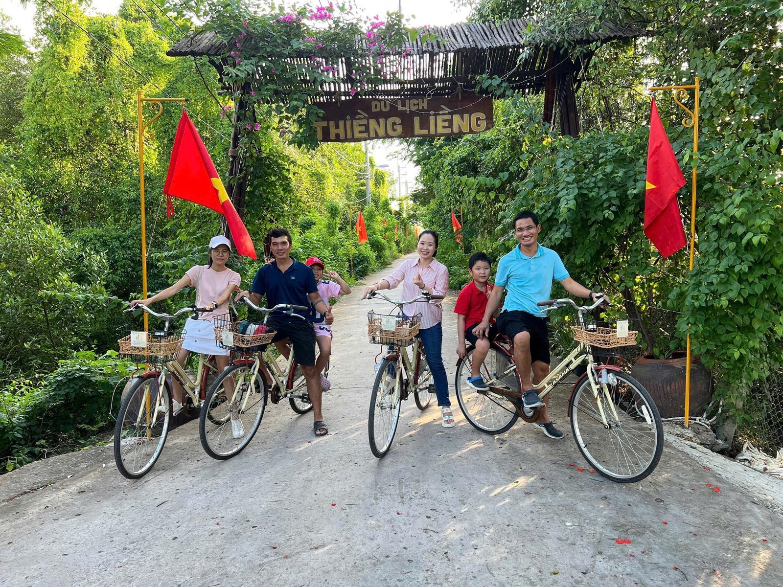 Rent bicycles at Thieng Lieng Community Tourism