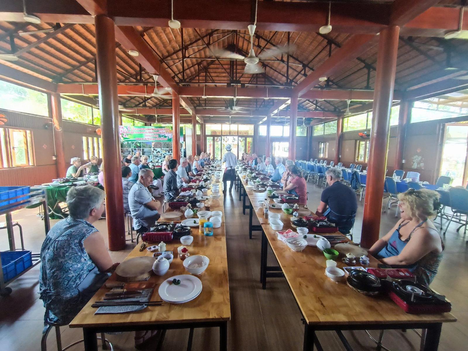 A day learning to cook vegetarian dishes (3)