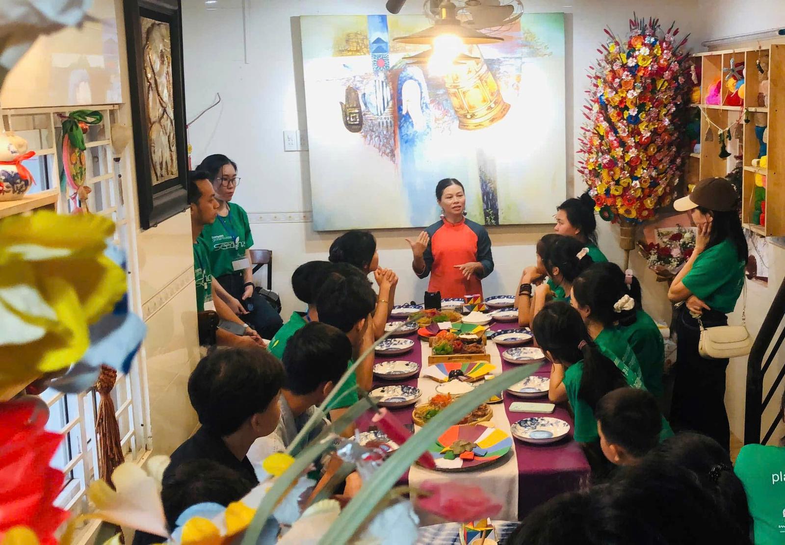 Trải nghiệm làm Bánh In Huế truyền thống