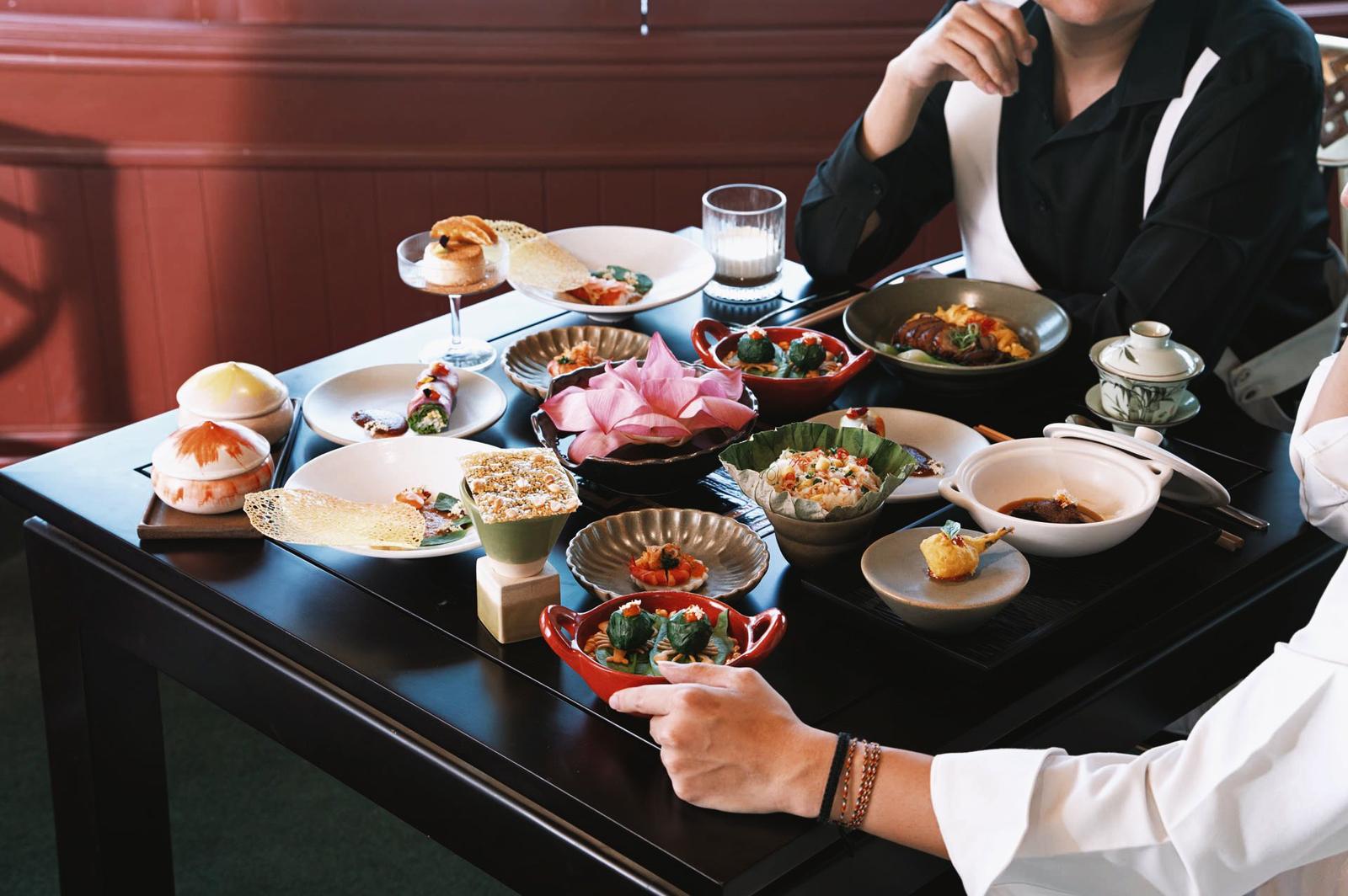 Dạ Yến - Bữa tối trọn vẹn trên ngự thuyền hoàng gia sông Hương (2)
