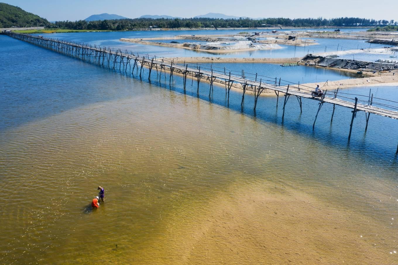 Ong Cop Wooden Bridge