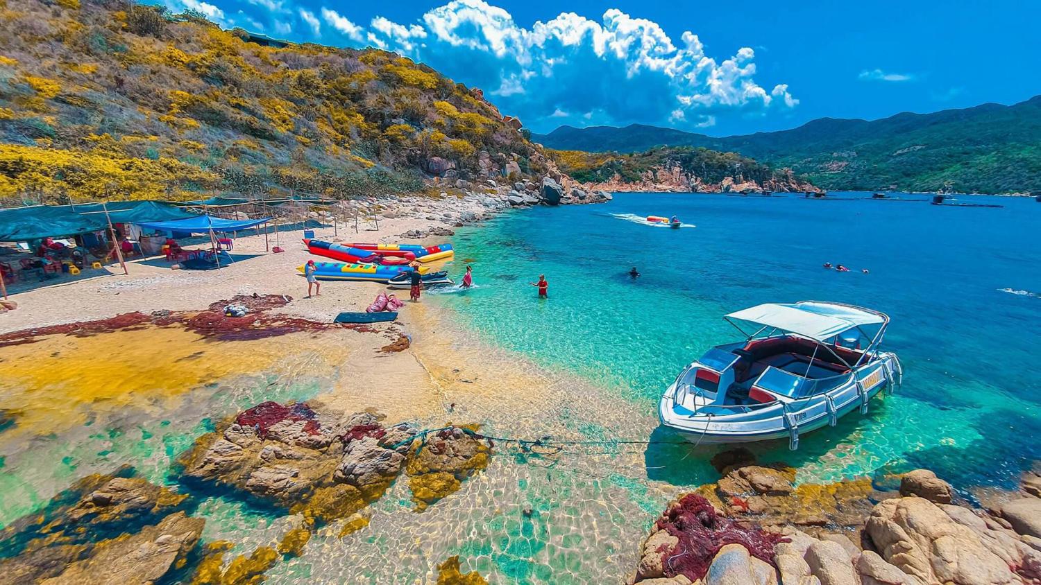 Vinh Hy Bay (3)
