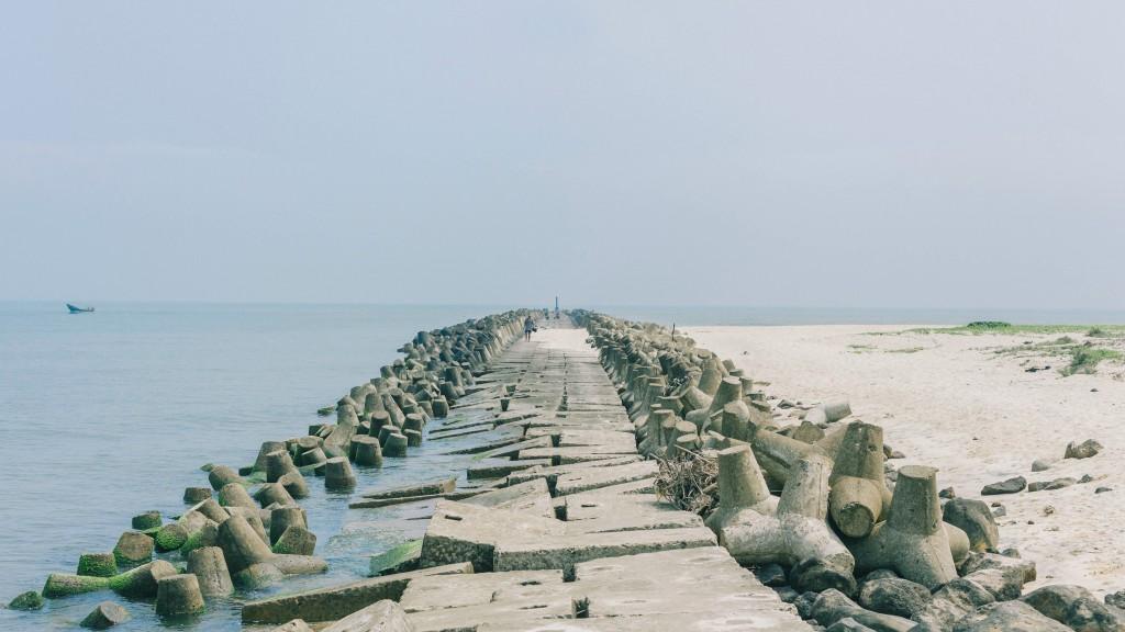 Mui Hau - Hoa rocky beach