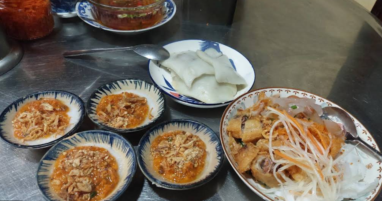 Aunt Phung’s Eatery (2)