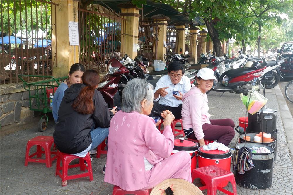Gánh chè cô Xí