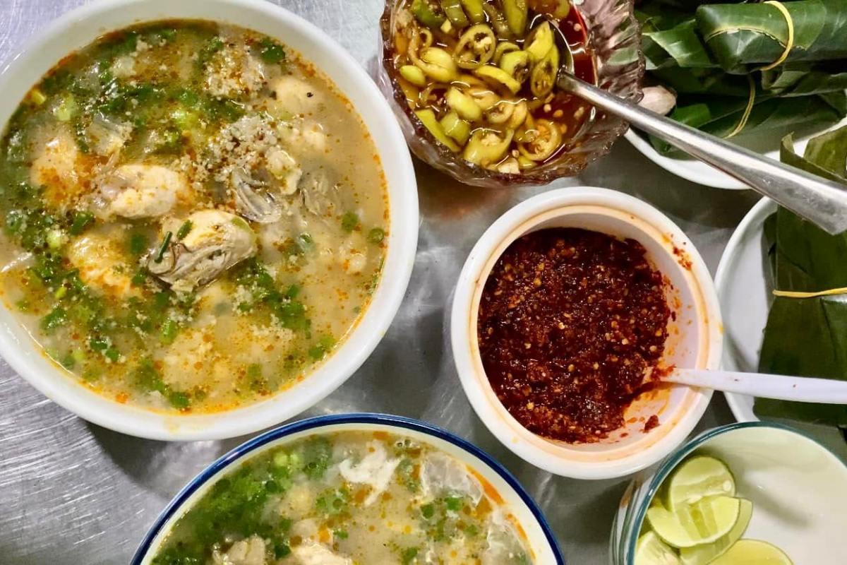 Phu Yen Oyster Porridge (3)