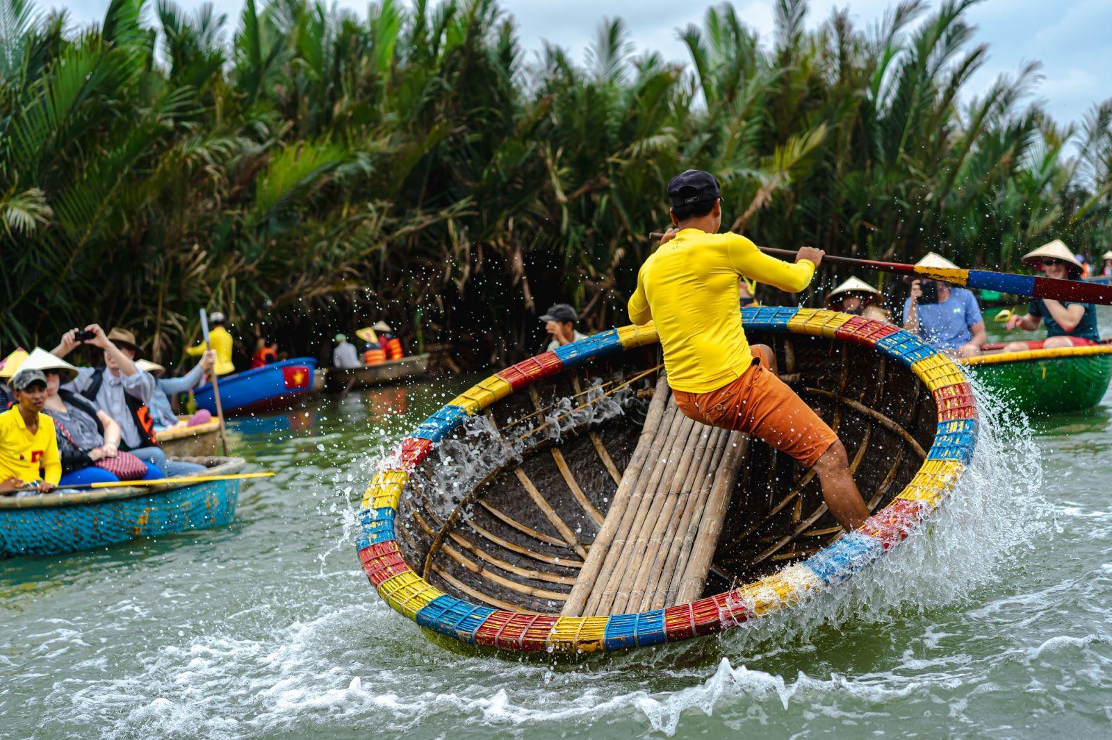 Bay Mau Coconut Forest - Basket Boat Service (3)