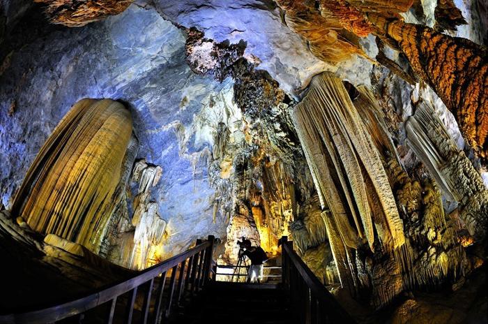 Visit Paradise Cave - Phong Nha Cave (4)