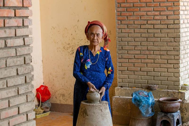 Experience ticket at Cham Bau Truc Pottery Village (4)