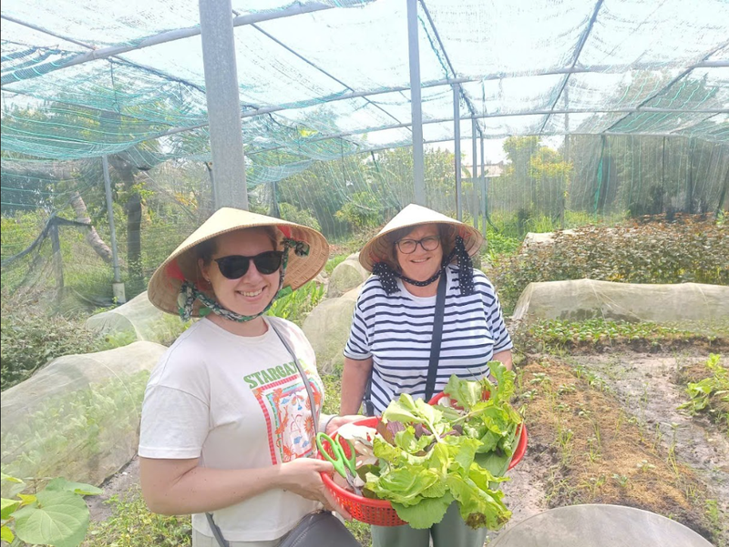 Nấu Bếp Việt & Khám Phá Địa Đạo Củ Chi (2)