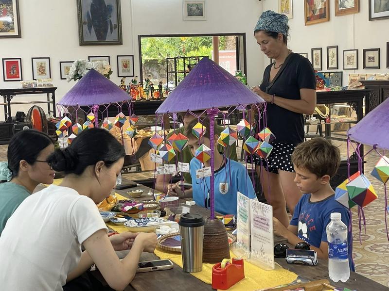 Trải nghiệm làm Bánh bó mứt và bánh in Huế truyền thống tại Mạ’s House (5)