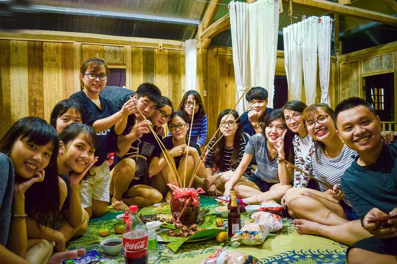 https://files.locallife.asia/images/800/1764317357776-b320aaea62b969237013b1e457817729.Du-Lịch-Mai-Châu-Mùa-đông-có-gì-thú-vị-1.jpg