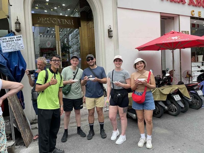 Chinh Phục ẩm thực chay Sài Gòn trên xe máy (6)