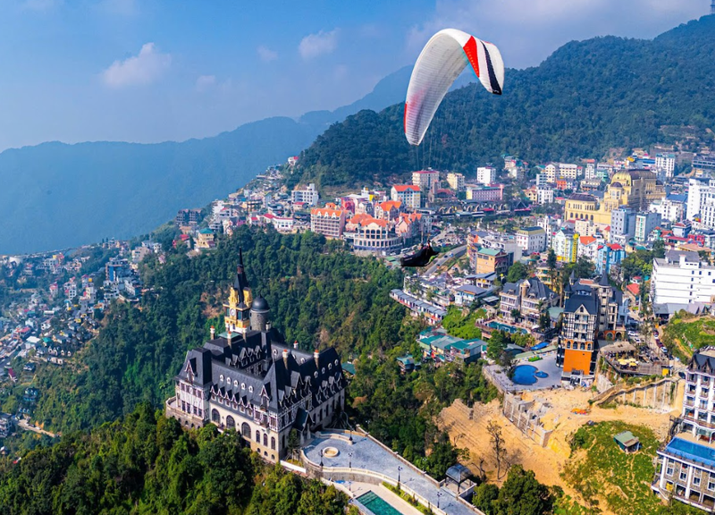 Paragliding - Tam Dao flying point - Vinh Phuc (2)