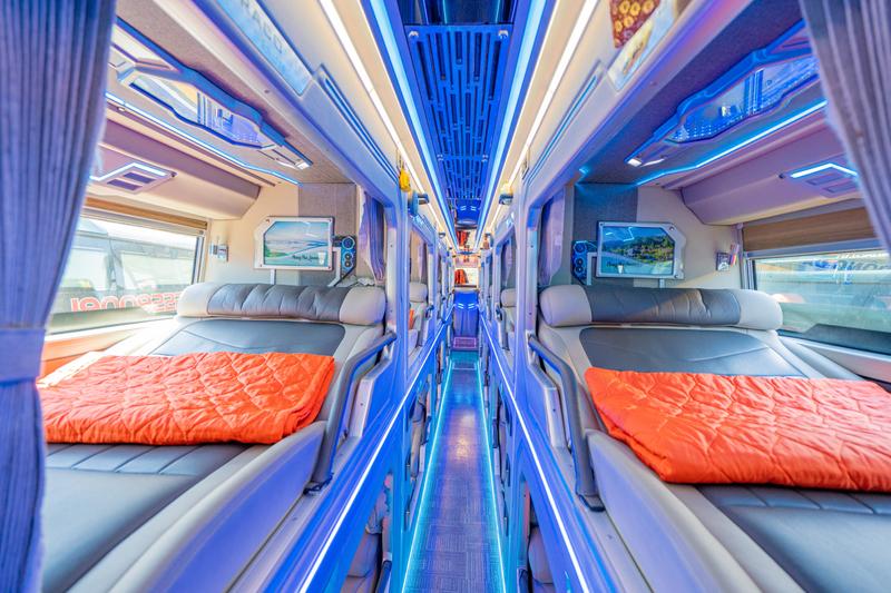 VIP Cabin Bus from Ho Chi Minh to Da Lat (3)