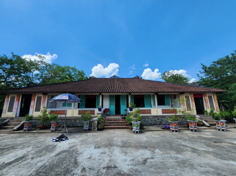 Nhà Trăm Cột (5)