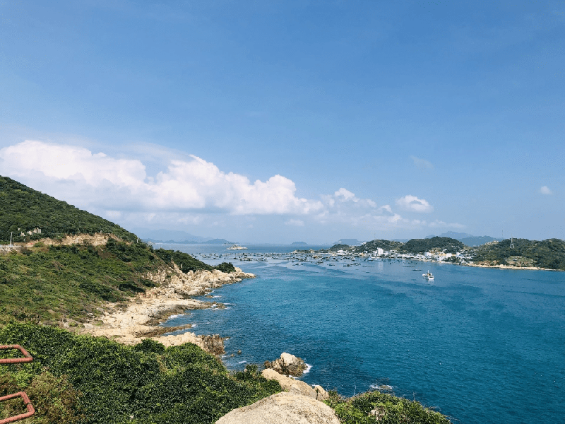 Vinh Hy Bay (1)