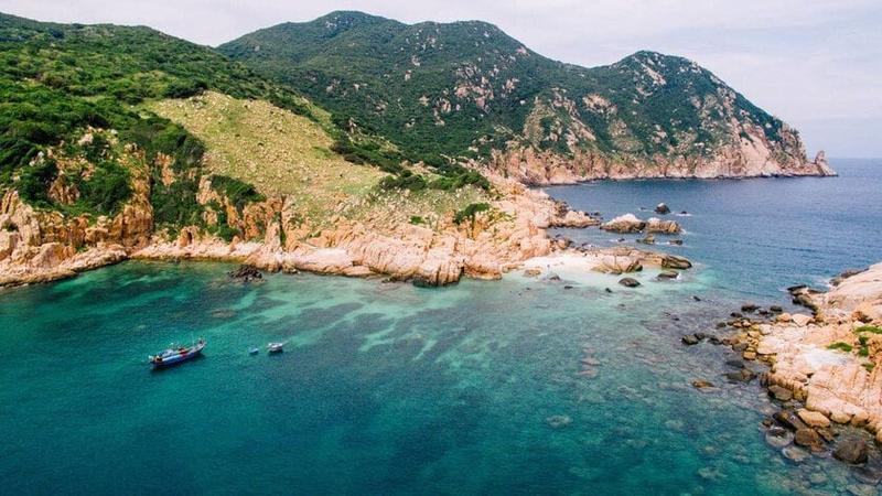 Vinh Hy Bay (2)