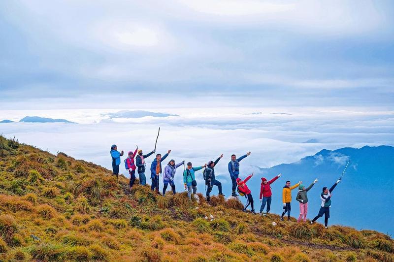 https://files.locallife.asia/images/800/1777120092137-lung-cung-3.jpg