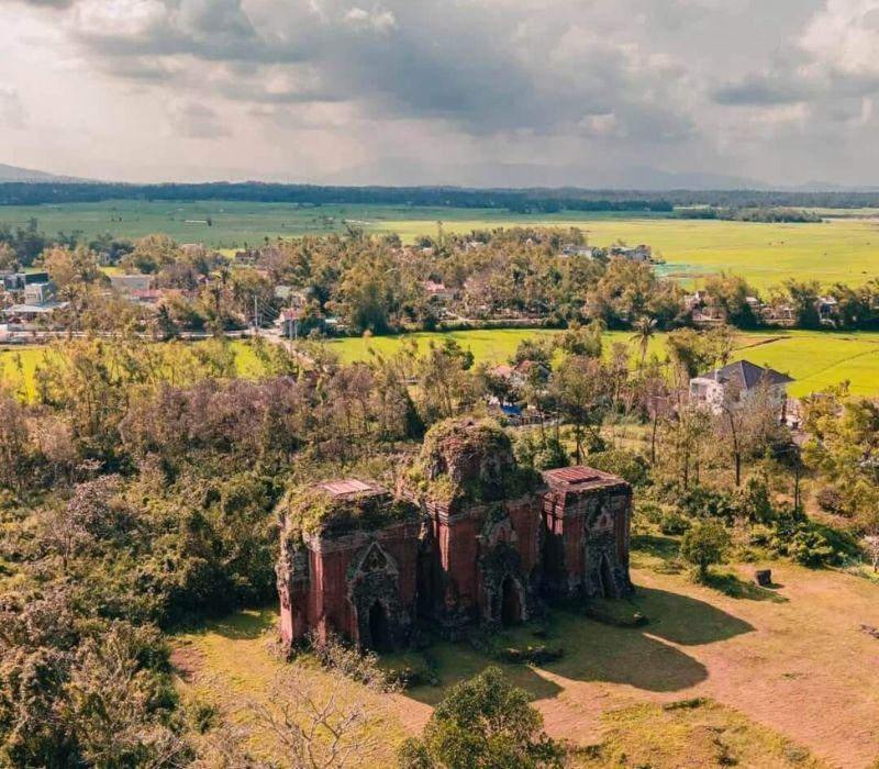 Tham quan Tháp Chiên Đàn (Quảng Nam)