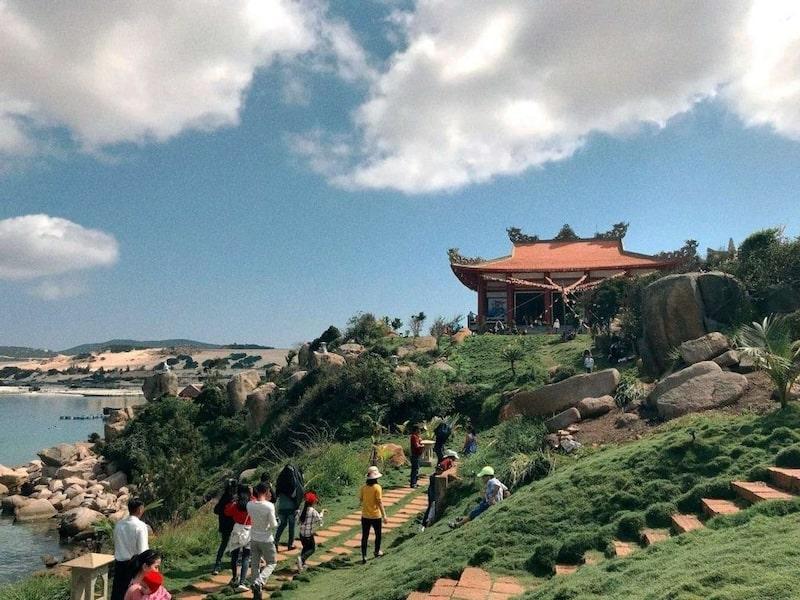 Mount Thien An Experience