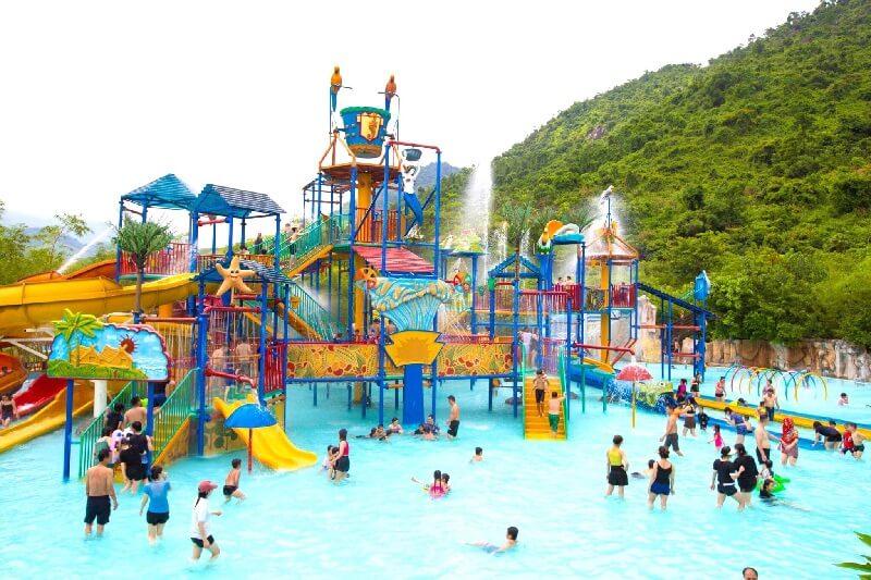 Than Tai Mountain Hot Spring Park (1)