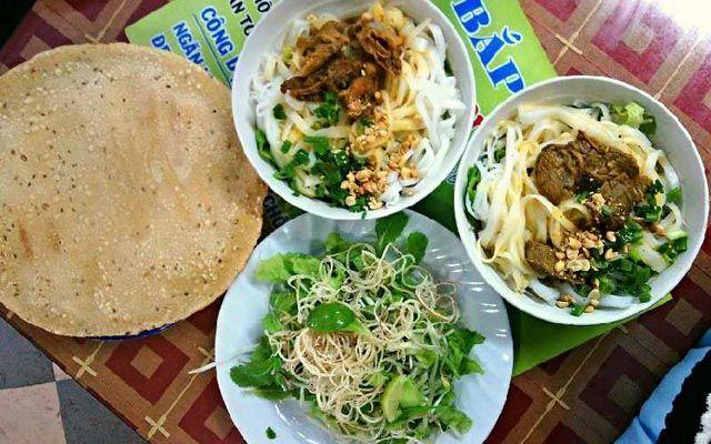Ba Dinh Quang Noodles (2)