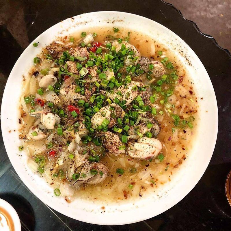 Phu Yen Oyster Porridge (1)