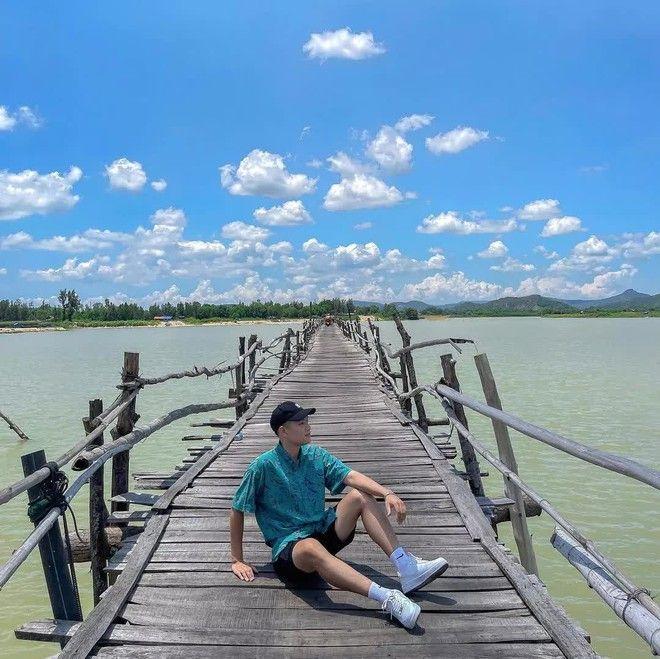 Nguy Anh lạc
