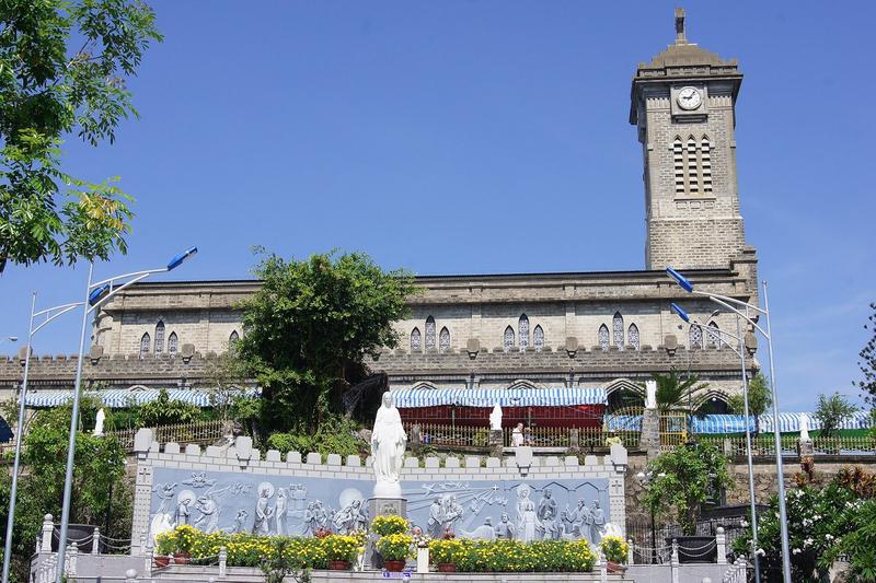 https://files.locallife.asia/images/800/1791708779806-75e18516-22b5-4090-bad8-60eb9544b5d5-02.jpg