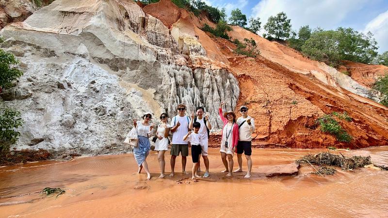 https://files.locallife.asia/images/800/1792140162100-abee4322-8448-46e0-ab67-3f1643a0f12d-8b4f930a7b1afb44a20b.jpg